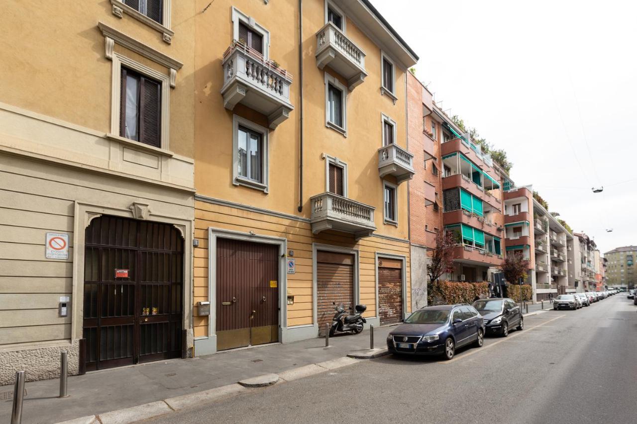 Cozy Apt With Balcony - Porta Romana District Милано Екстериор снимка